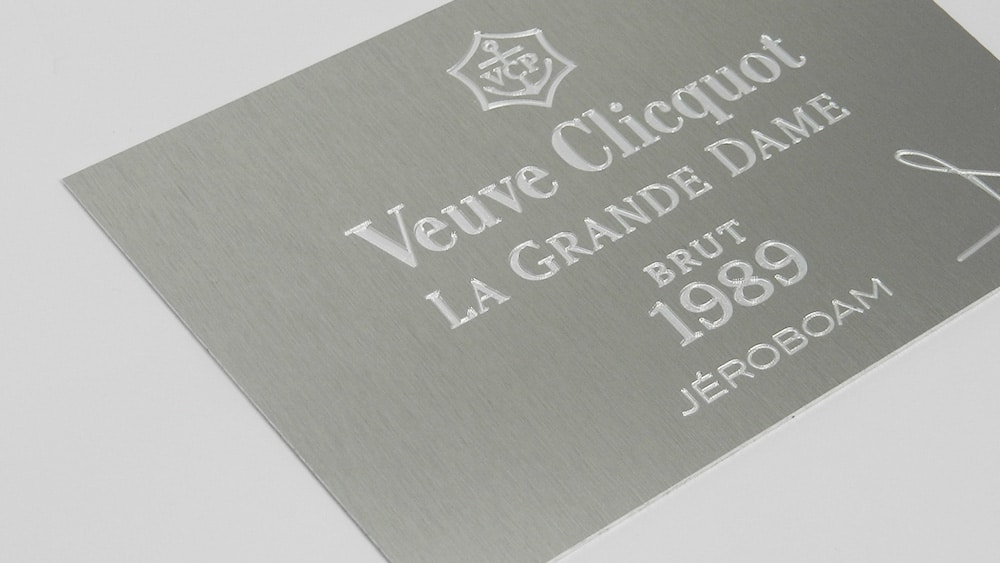 Plaque gravée: gravure plaque, gravure aluminium, étiquette aluminium